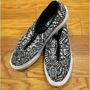 Vans Tribal Multicolor Women's Size 8.5 Men's Size 7
